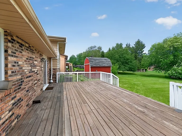 3561 Sunrise Dr — Photo 4