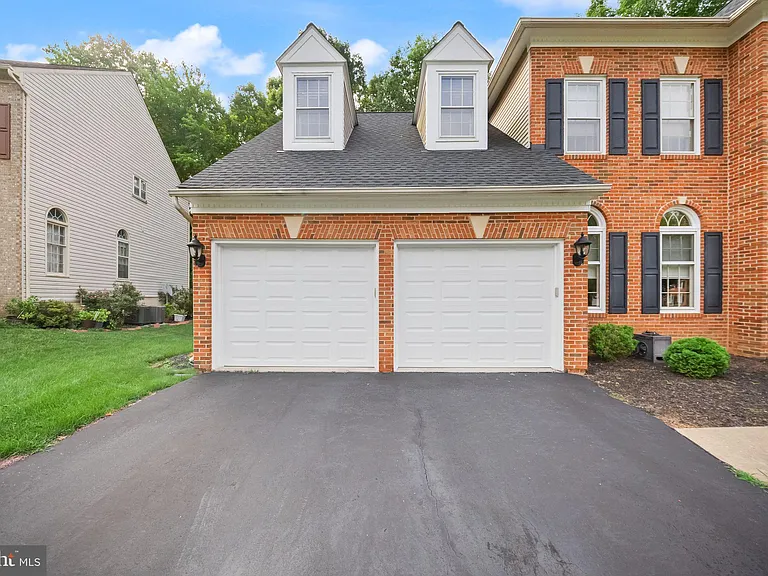 5667 Lonesome Dove Ct — Photo 6