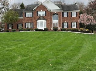 5 Nicole Ter, Glen Gardner, NJ 08826