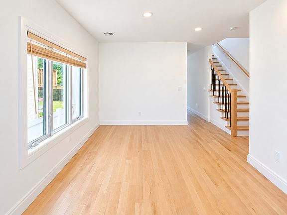 2nd image of 211 Slocum Way