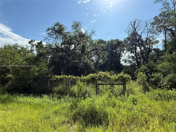 865 N Jinete St, Clewiston, FL 33440