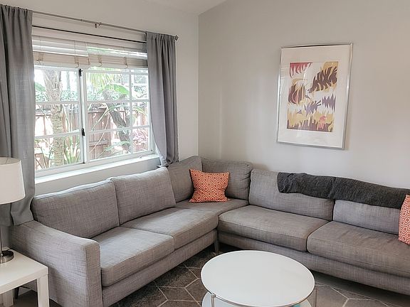 3rd image of 328 Euclid Ave APT 105