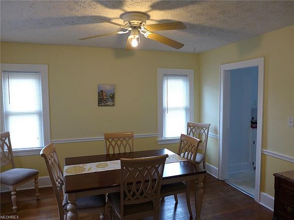 5th image of 358 E Catawba Ave