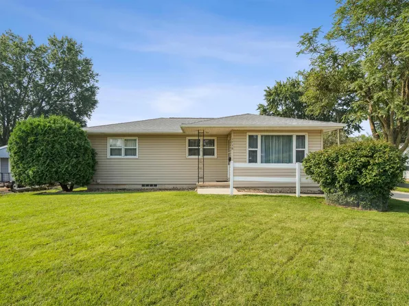 1716 Glenny Ave, Waterloo, IA 50702