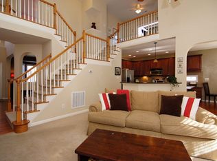 8 Stonehouse Ct, Durham, NC 27713
