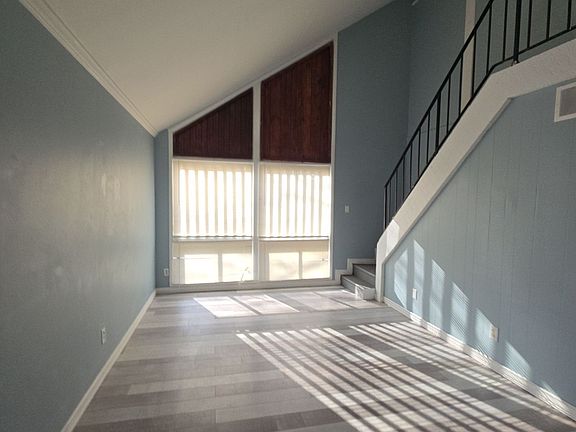 4th image of 2807 Shadowcreek Dr