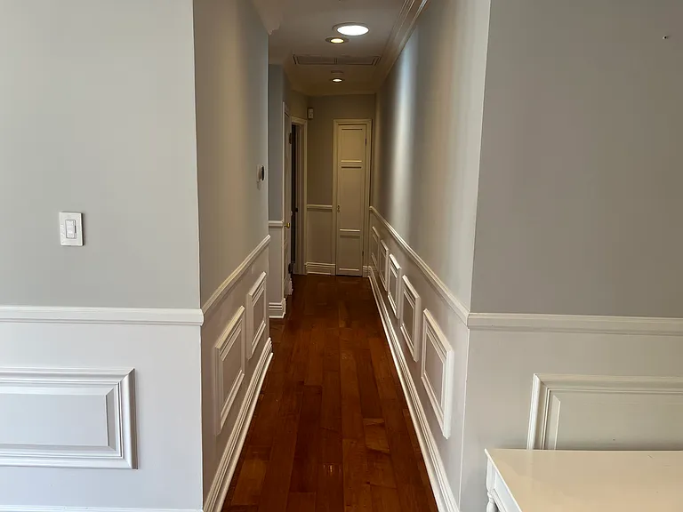 10518 Wellworth Ave — Photo 28