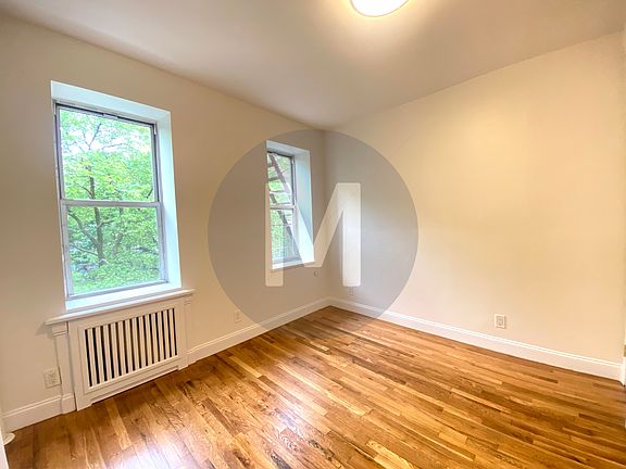 2nd image of 161 E 99th St #Cf