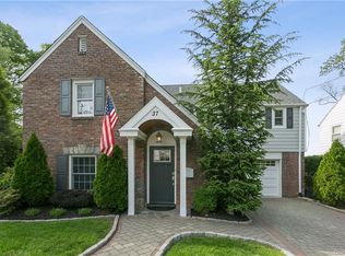 37 Cecil Crest Rd, Yonkers, NY 10701