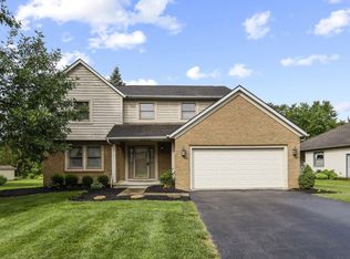 317 Colony Park Dr, Pickerington, OH 43147