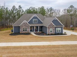 84 Brooks Landing Dr, Newnan, GA 30263