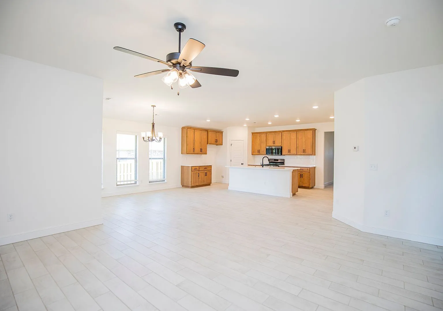 2515 Westbrook Loop — Photo 3