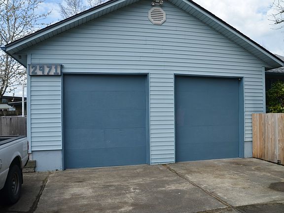 2nd image of 2925 Sun Mountain Dr
