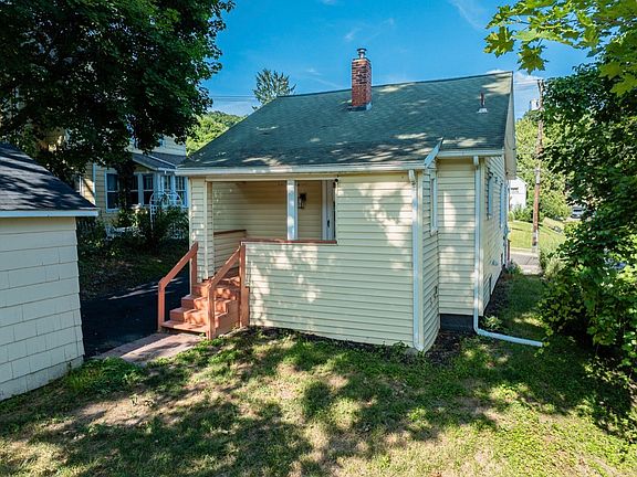 4th image of 119 Bigelow St