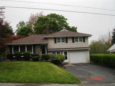 412 Butternut Dr, Vestal, NY, 13850