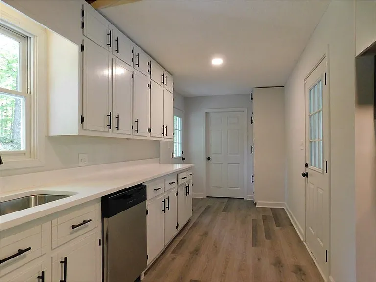 183 Laurel Heights Dr — Photo 5