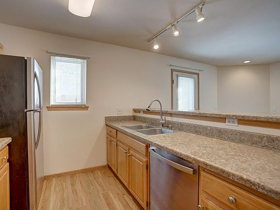 Kitchen with dishwasher