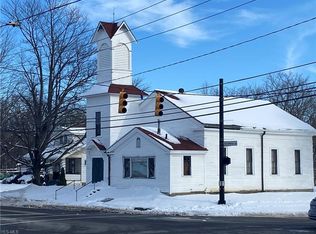 9807 Columbia Rd, Olmsted Falls, OH 44138