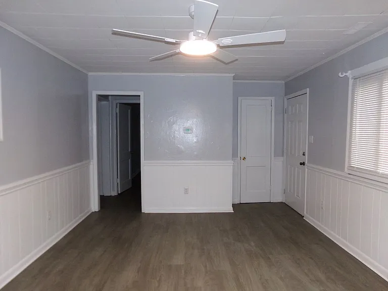 205 Miller Blvd — Photo 2