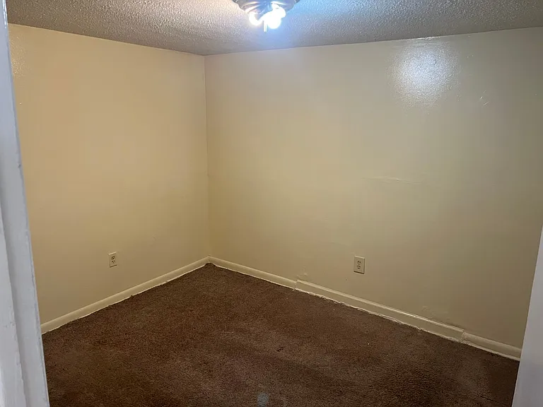 1801 Goodyear Ave — Photo 12