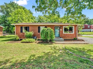 303 Koogler Dr NW, Roanoke, VA 24017