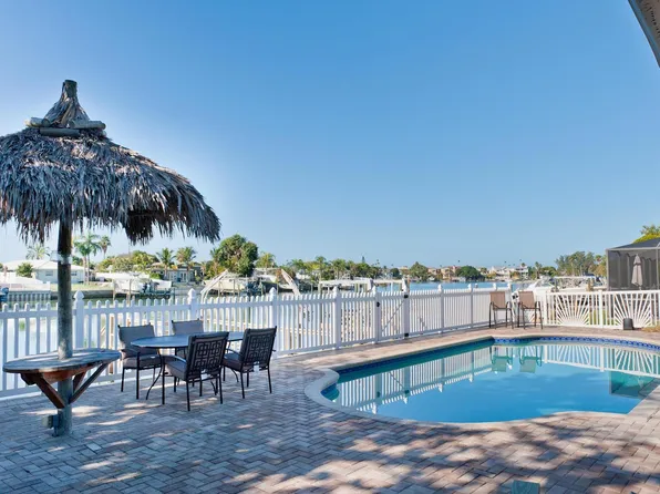 356 S Tessier Dr, Saint Pete Beach, FL 33706