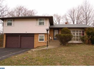 56 Knollwood Dr, Cherry Hill, NJ 08002