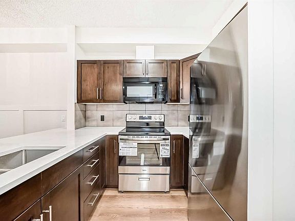 4th image of 22 S Panatella Rd NW #101