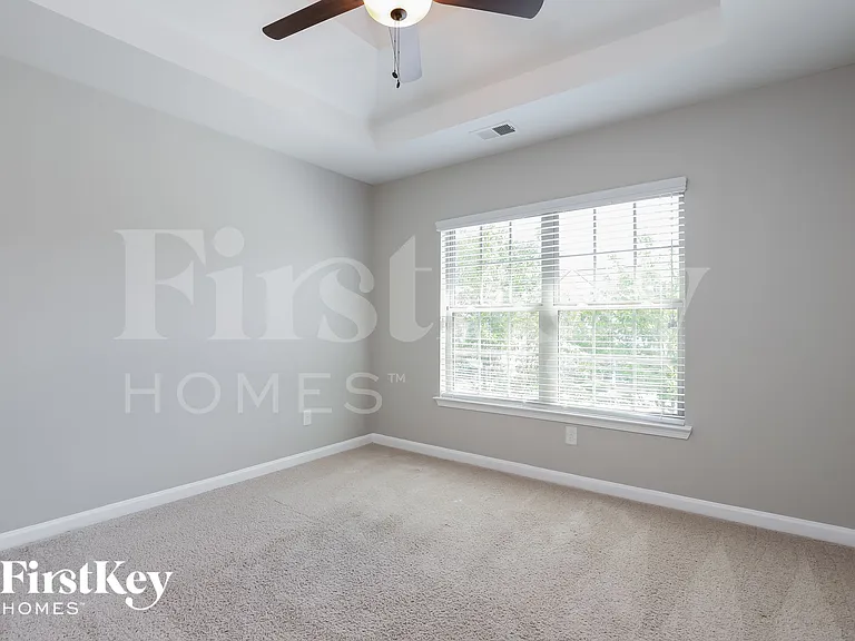 5931 Lexington Way — Photo 11