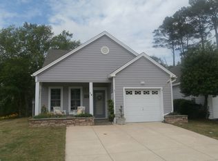 18 Foxwood Cir, Kitty Hawk, NC 27949
