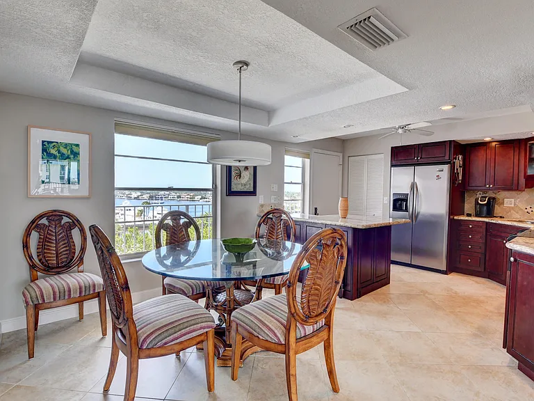 1 Harbourside Dr #3603 — Photo 8