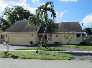 610 NW 86th Ave, Pembroke Pines, FL 33024