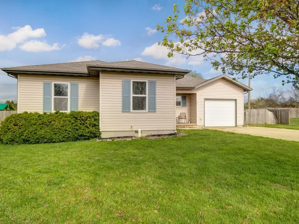 641 Travis Street, Marshfield, MO 65706