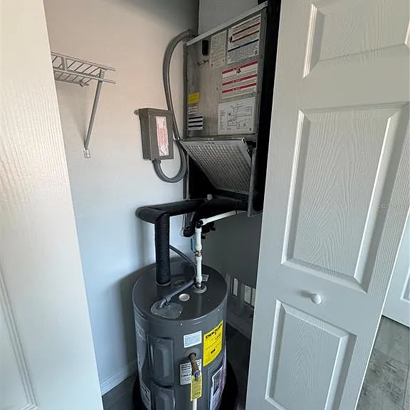 1258 Barbara Dr #202 — Photo 11