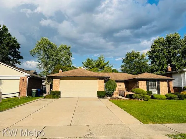 43242 Barchester Rd, Canton, MI 48187