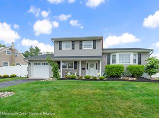 19 Wellington Ave, Port Reading, NJ 07064