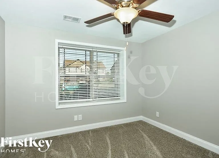 1337 Harmon Ln — Photo 11