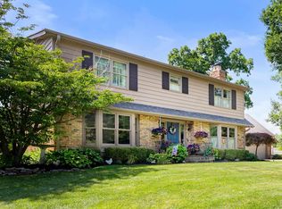 805 N Cherry Wood Ln, Muncie, IN 47304