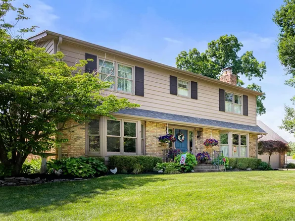 805 N Cherry Wood Ln, Muncie, IN 47304