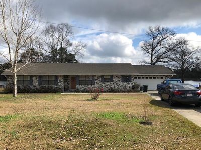 16 Bonnie Ln, Lumberton, MS, 39455