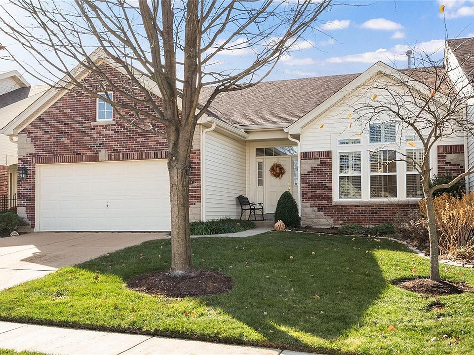 327 Solar Terrace Ct, Chesterfield, MO 63017 Zillow