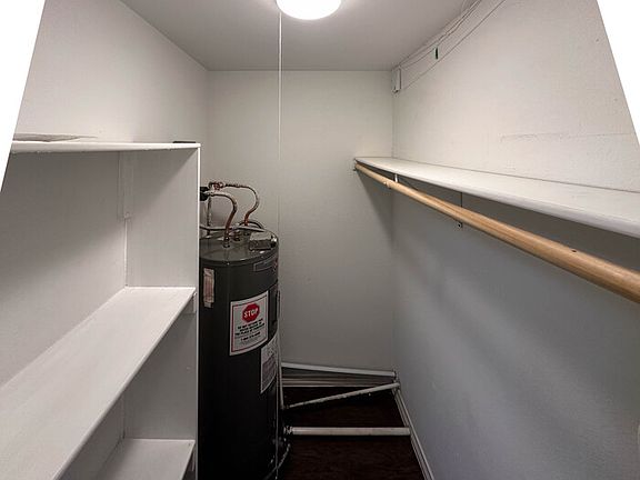3rd image of 1126 N Bell Ave #B3