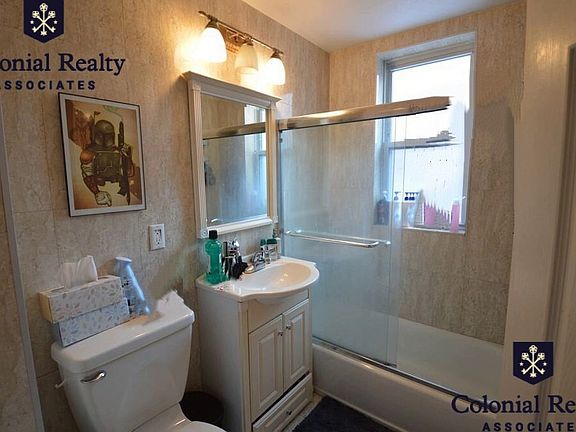 4th image of 66 Babcock St #4
