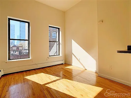 Rented by City Connections Realty | media 10