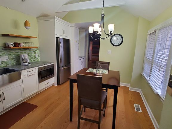 Kitchen/dining area