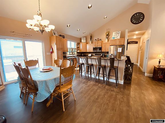 5th image of 1064 Riverbend Dr