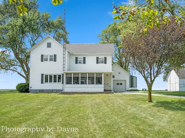 1860 E 200 North Rd, Hoopeston, IL 60942
