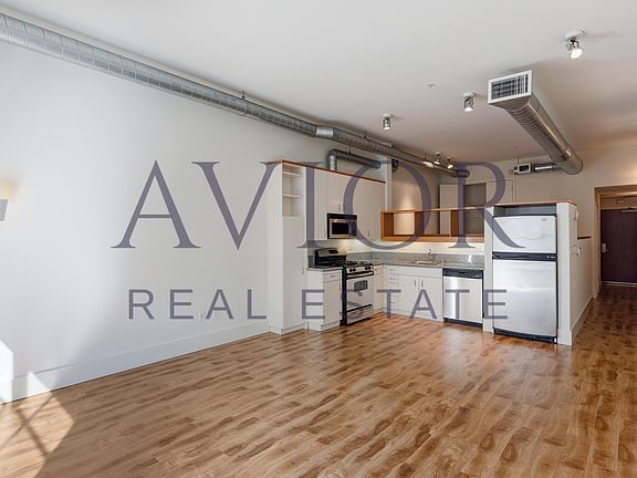 Kitchen | Dining