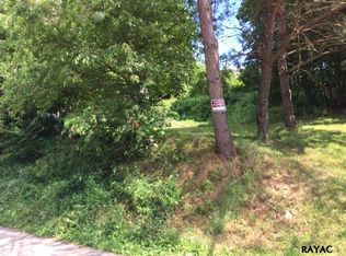 149 W 1st Ave, Windsor, PA 17366