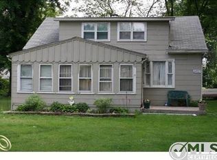 24935 Manila St, Harrison Township, MI 48045